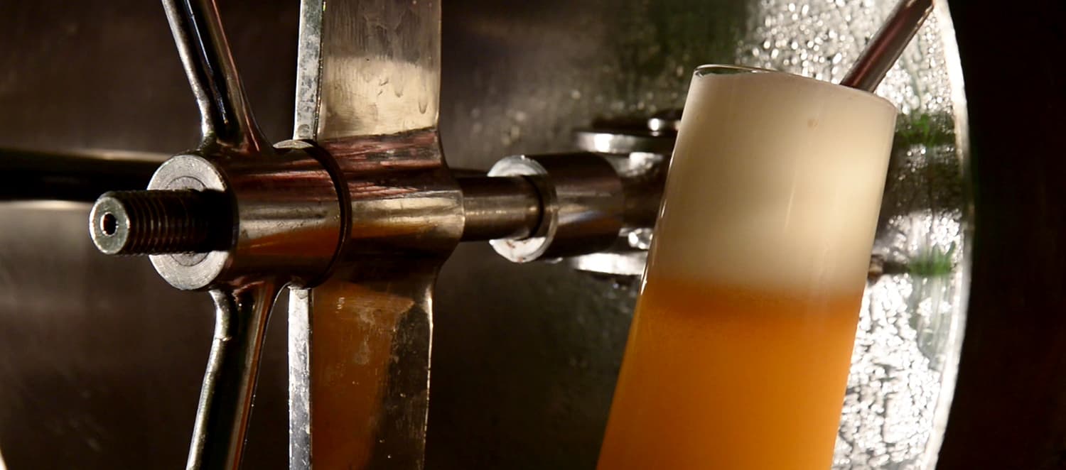 La brasserie — l'équipe de la Brasserie Georges au travail